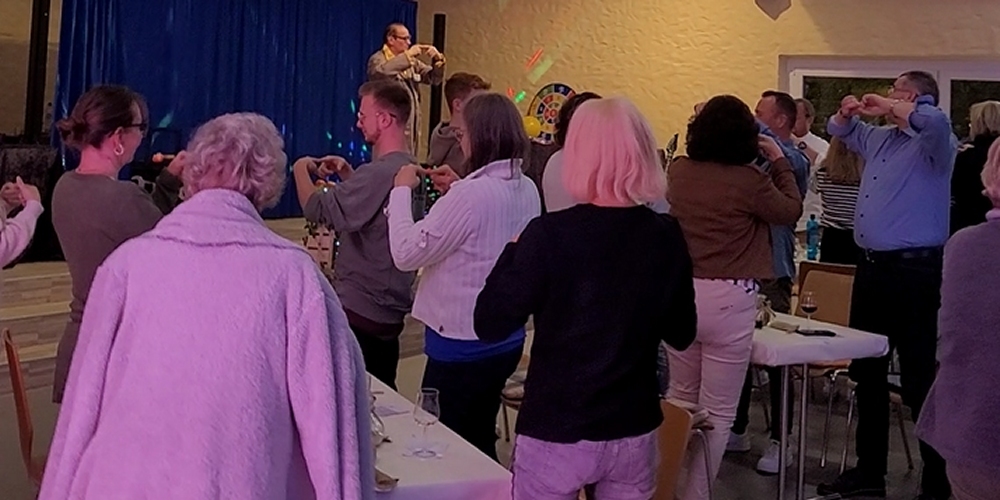 Publikum bei Dinner-Show von Mathias Amstadt